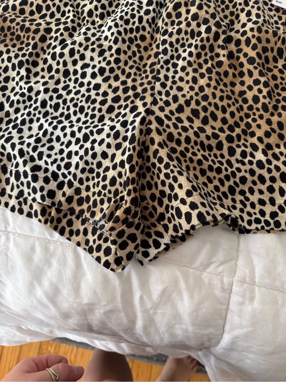 Michael Kors Leopard-Print Elastic Waist Shorts - Tan & Black - Picture 4 of 6